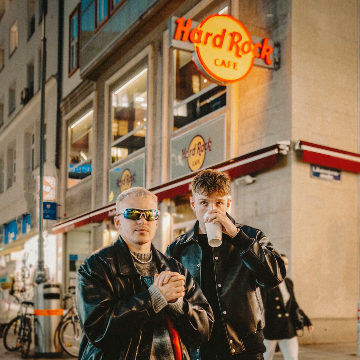 Strip club (feat. Astro boy)