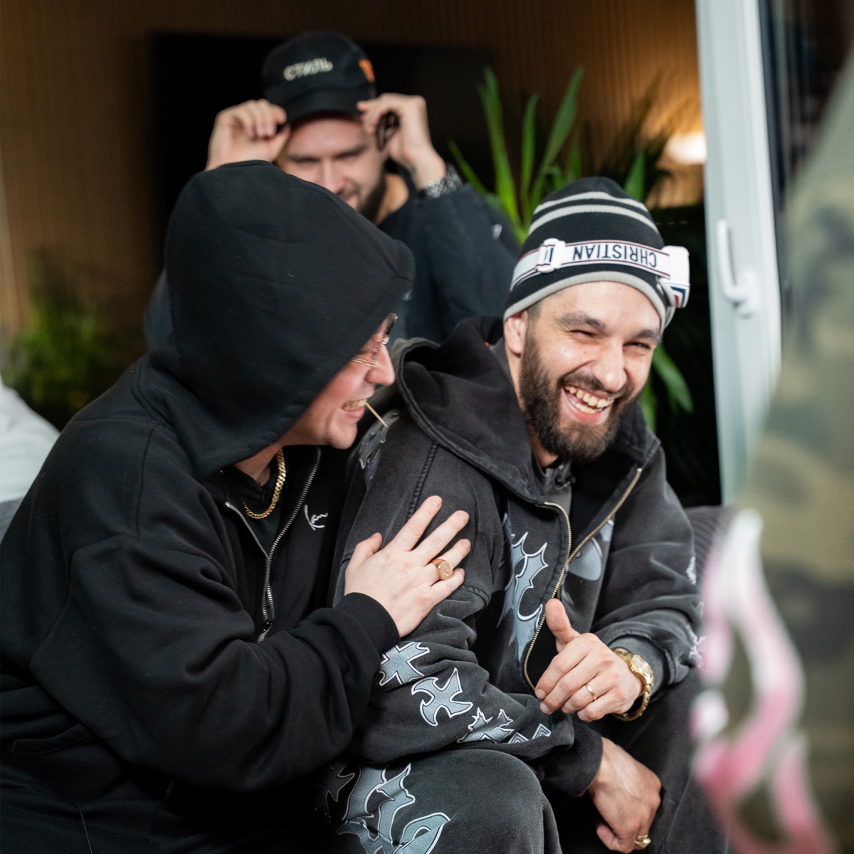 Offlife (feat. Koky)