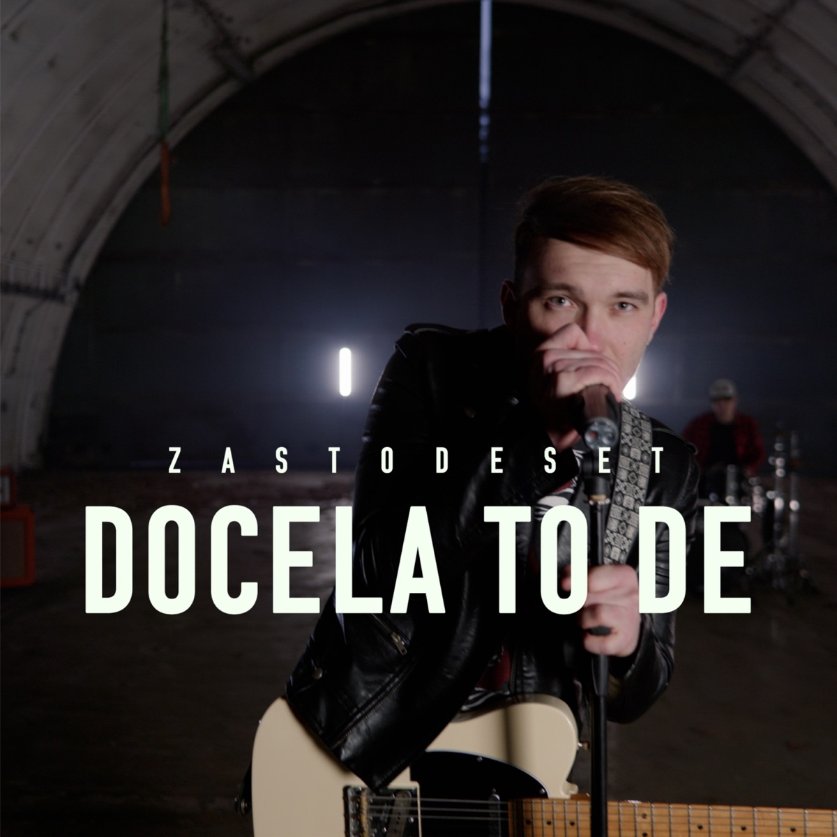 Docela to de