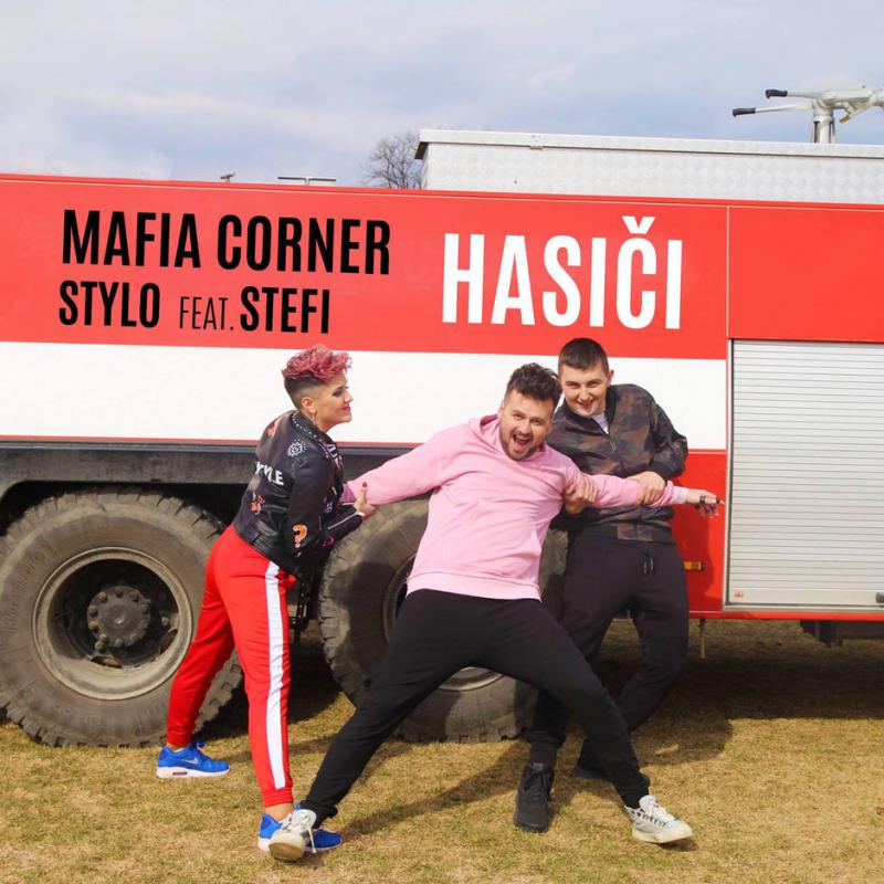 Hasii (feat. Stylo)