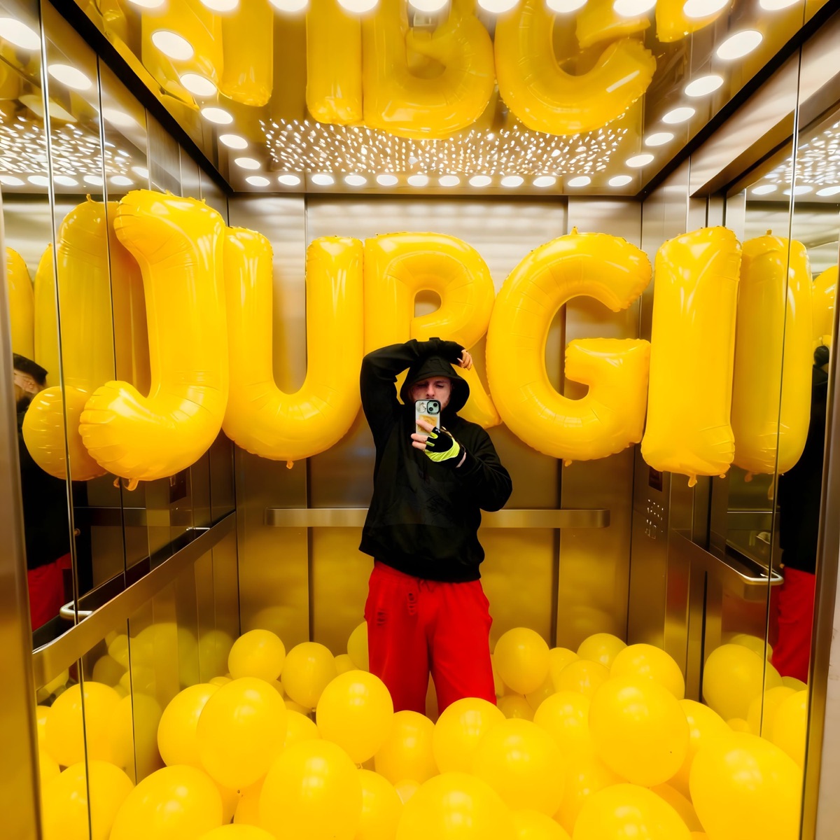 Ty jedin� vie� (feat. Jurgi)