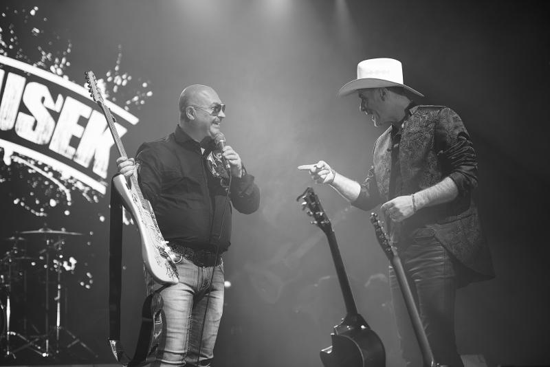 Mikušekov koncert plný českých a slovenských hviezd bol dávkou úprimných speváckych vystúpení a úsmevných momentov