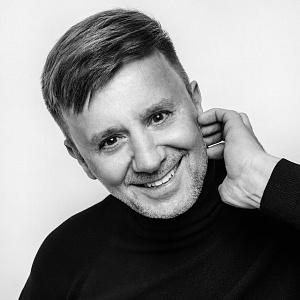 PETR KOTVALD SLAVÍ JUBILEUM... NOVÉ ALBUM I VELKÝ KONCERT