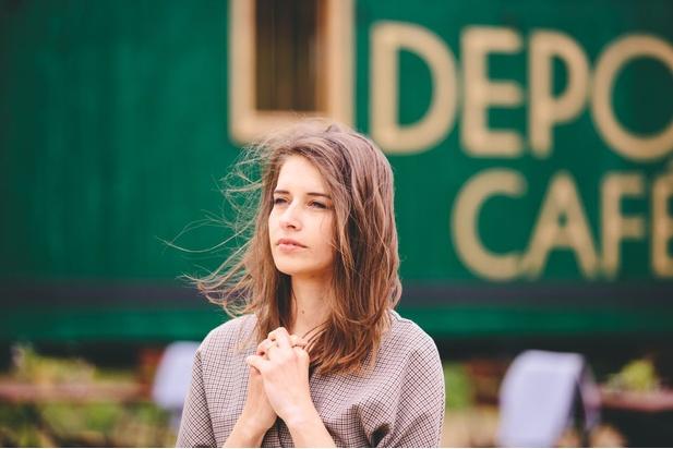 Pod novým priezviskom predstavuje prvú pieseň. Vypočujte si duet Simy Magušinovej (Martausovej) a Miťa Bodnára