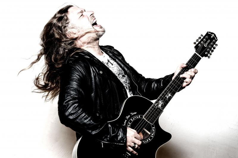 PETR KOLÁŘ VYDÁVÁ PO ČTYŘECH LETECH NOVÉ STUDIOVÉ ALBUM